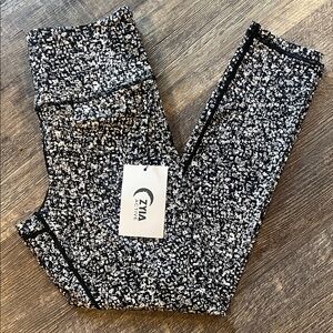 Zyia Active Black and White Leggings